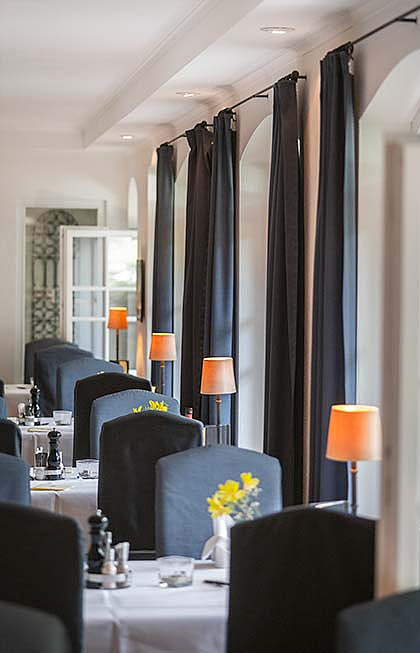 Das edle und gemütliche Restaurant ist im ehemaligen Kuhstall untergebracht.