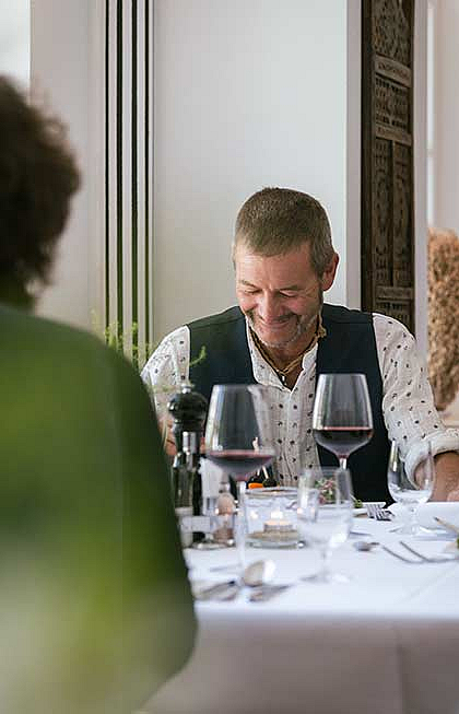 Das edle und gemütliche Restaurant ist im ehemaligen Kuhstall untergebracht.